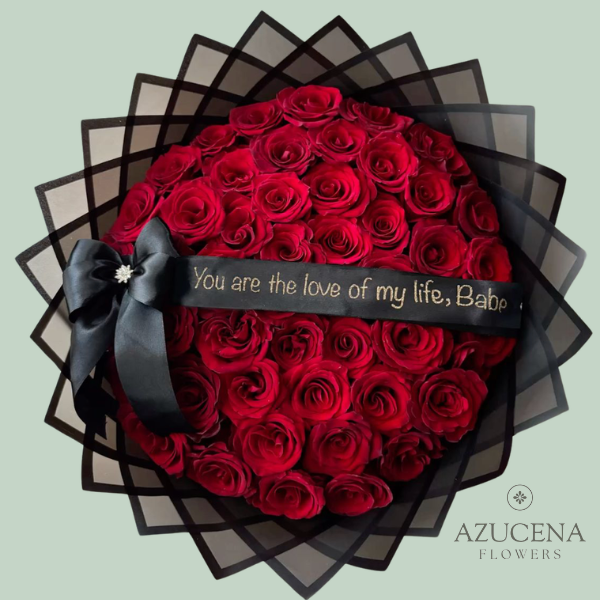 Ramo con 50 Rosas Rojas — Azucena Florería