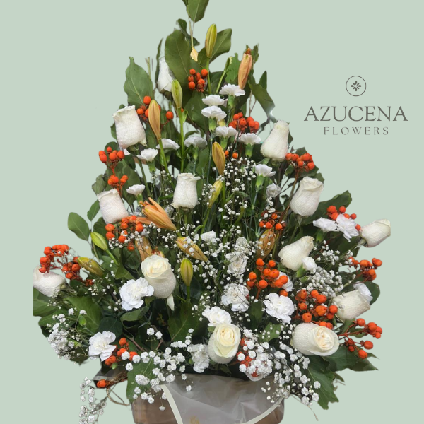 Arrimo con rosas blancas — Azucena Florería