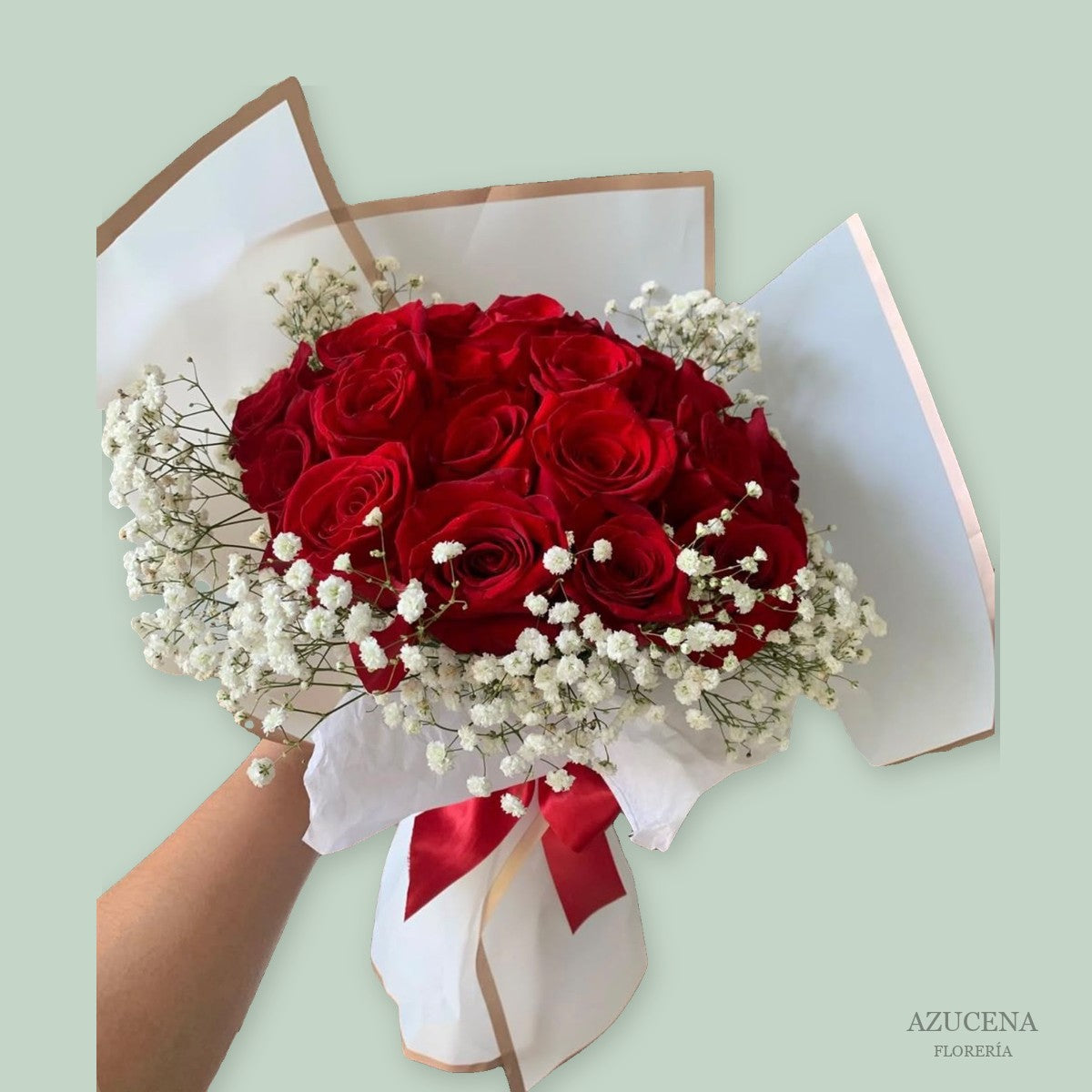 Ramo de Rosas Rojas con Gipsofilia — Azucena Florería