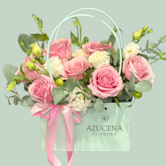 Cartera con Rosas Rosadas — Azucena Florería