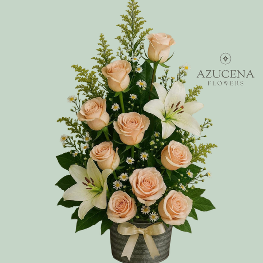 Arreglo con Rosas y Lirios — Azucena Florería