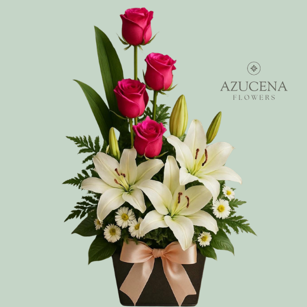 Arreglo con Rosas Fucsias y Liliums Blancos — Azucena Florería