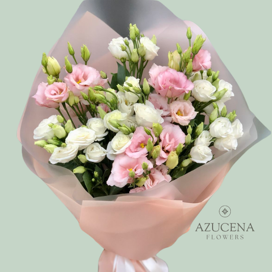 Lisianthus y Mini Rosas en Ramo — Azucena Florería